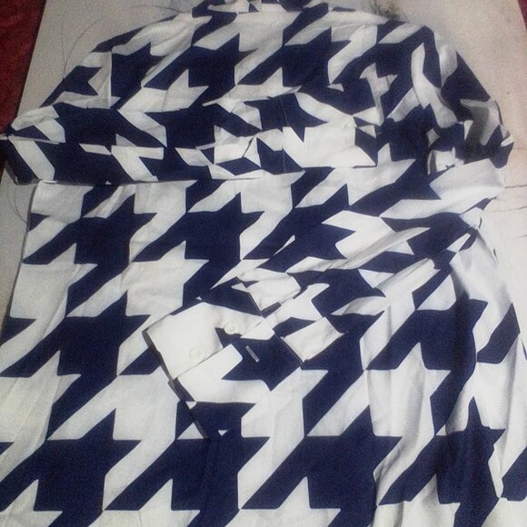 Women's blouse. - Picture 5 of 5